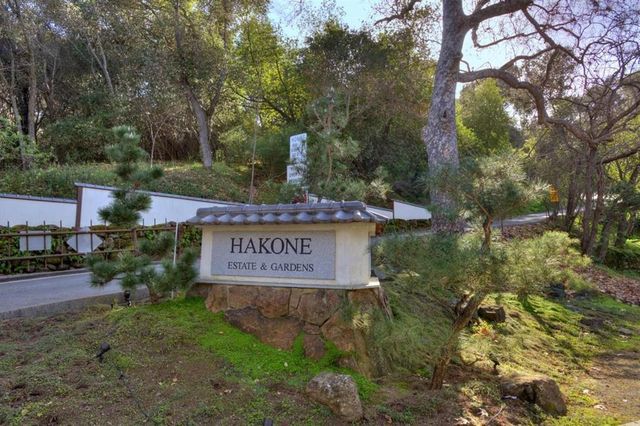 15863 Mina Way, Saratoga, CA 95070
