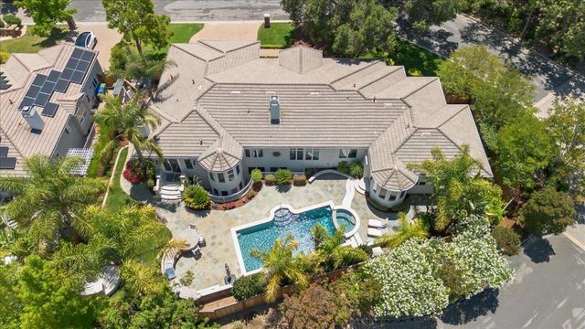 15863 Mina Way, Saratoga, CA 95070