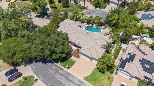 15863 Mina Way, Saratoga, CA 95070