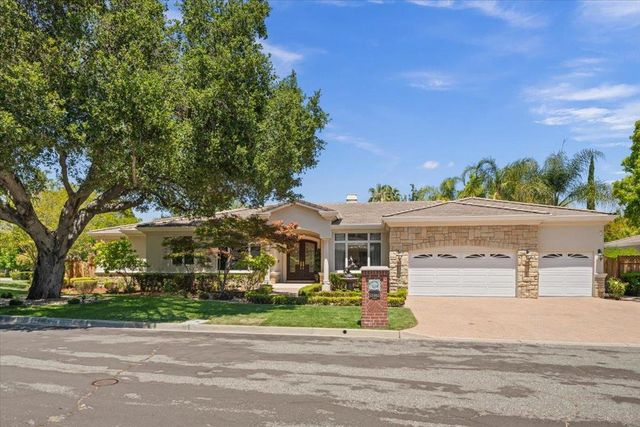 15863 Mina Way, Saratoga, CA 95070