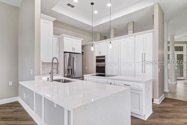 60 Wedgefield Dr, Hilton Head Island, SC 29926