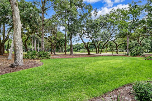 60 Wedgefield Dr, Hilton Head Island, SC 29926