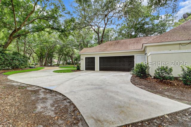 60 Wedgefield Dr, Hilton Head Island, SC 29926