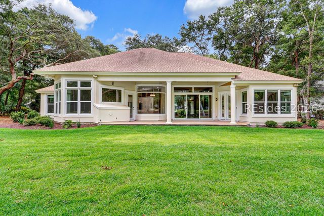 60 Wedgefield Dr, Hilton Head Island, SC 29926