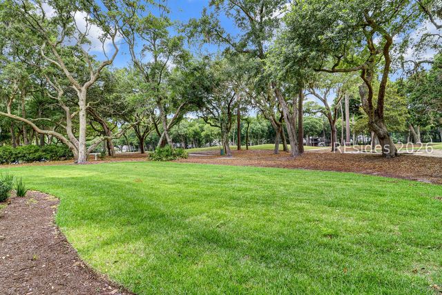 60 Wedgefield Dr, Hilton Head Island, SC 29926