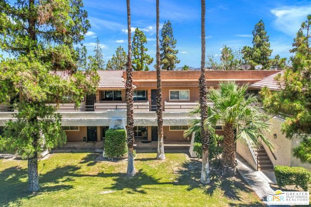 575 N Villa Court 204, Palm Springs, CA 92262