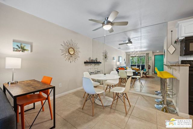 575 N Villa Court 204, Palm Springs, CA 92262