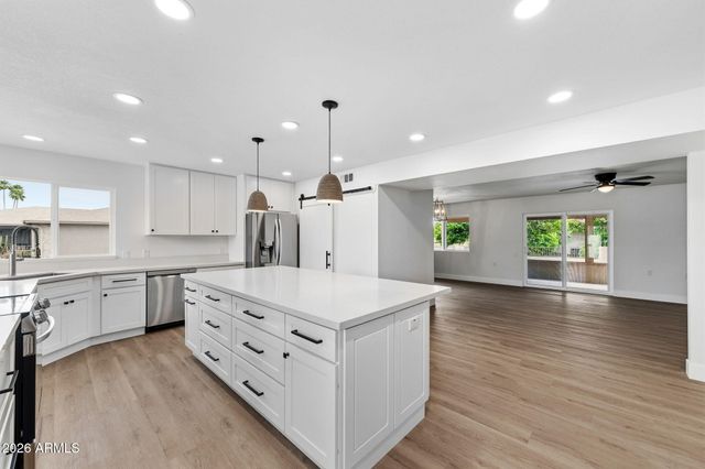 973 LEISURE WORLD --, Mesa, AZ 85206