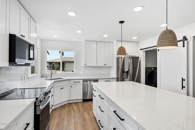 973 LEISURE WORLD --, Mesa, AZ 85206