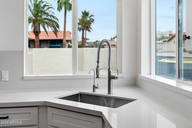 973 LEISURE WORLD --, Mesa, AZ 85206