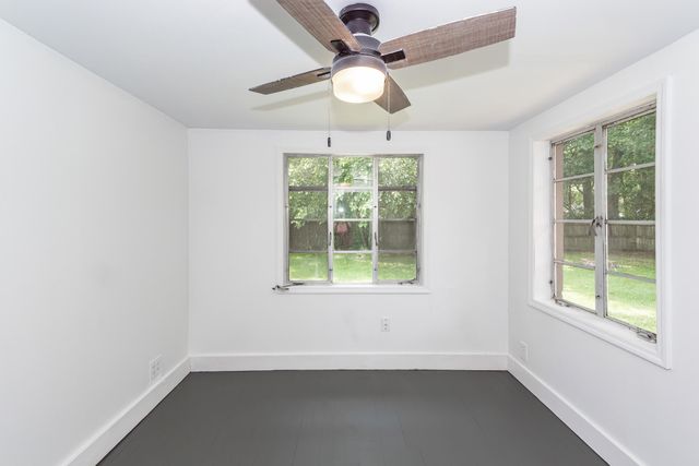 1315 S Sherwood Drive, Charleston, SC 29407