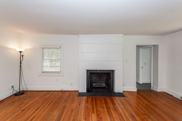 1315 S Sherwood Drive, Charleston, SC 29407