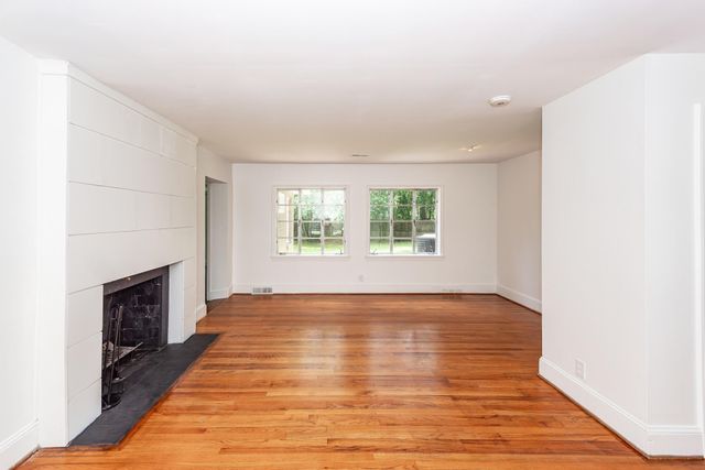 1315 S Sherwood Drive, Charleston, SC 29407