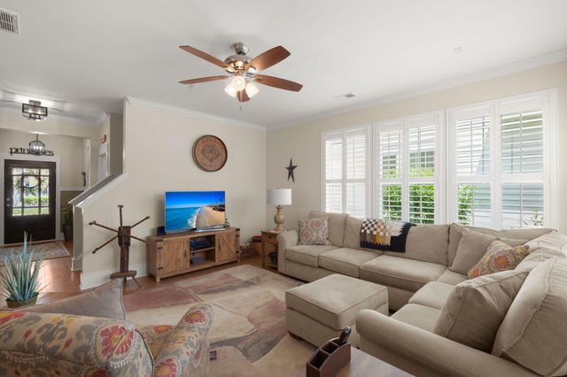 178 Bateaux Drive, Summerville, SC 29483