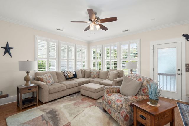 178 Bateaux Drive, Summerville, SC 29483