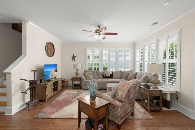 178 Bateaux Drive, Summerville, SC 29483