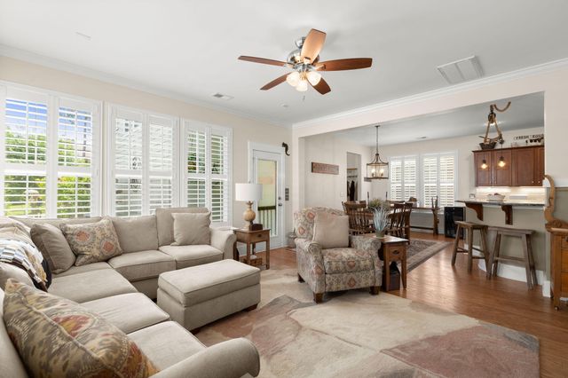 178 Bateaux Drive, Summerville, SC 29483