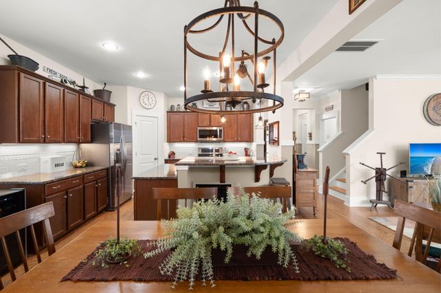 178 Bateaux Drive, Summerville, SC 29483