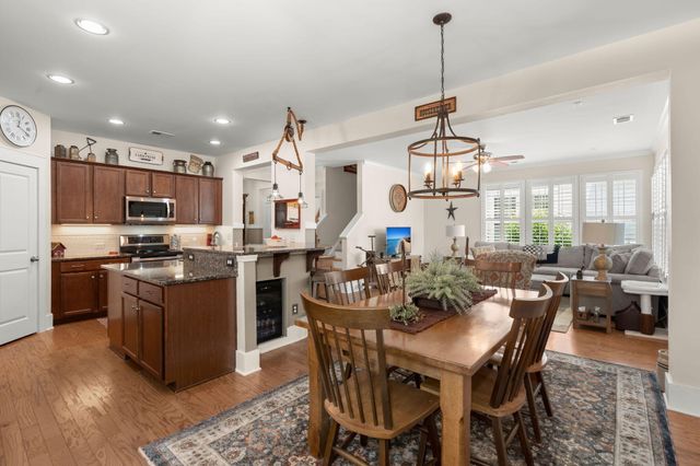 178 Bateaux Drive, Summerville, SC 29483