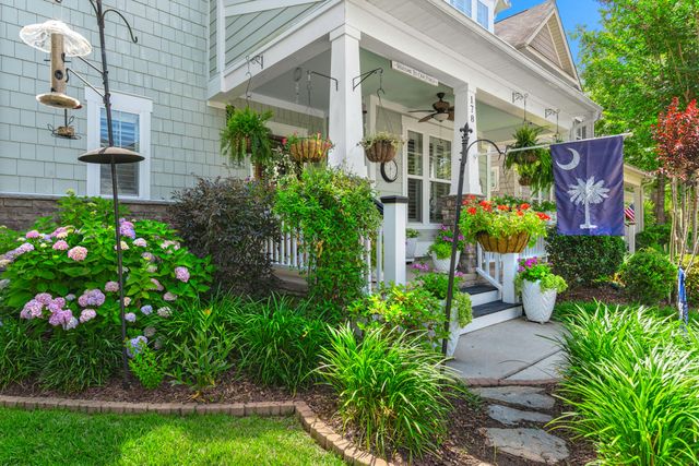 178 Bateaux Drive, Summerville, SC 29483