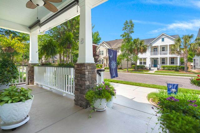 178 Bateaux Drive, Summerville, SC 29483