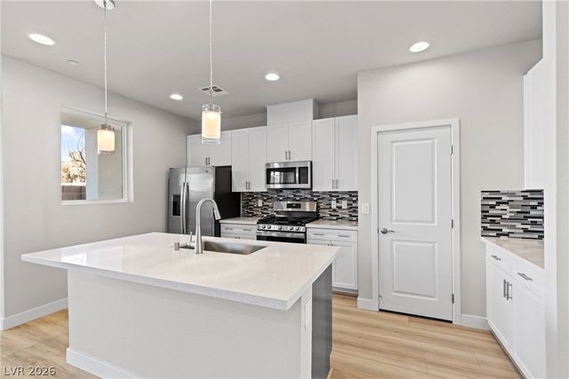 8629 Ensworth Street 105, Las Vegas, NV 89123