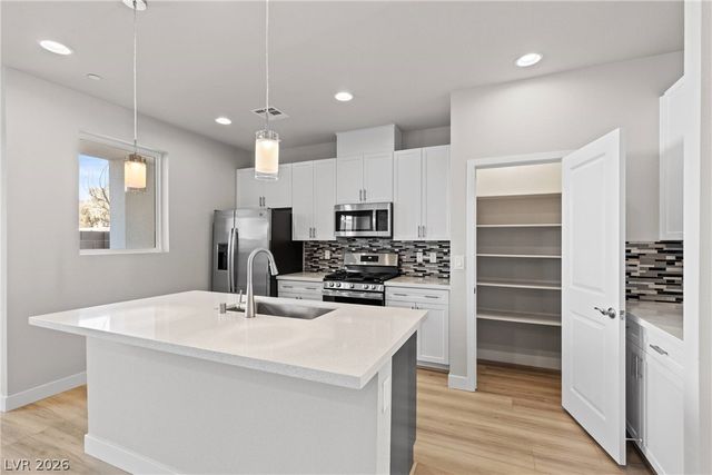 8629 Ensworth Street 105, Las Vegas, NV 89123