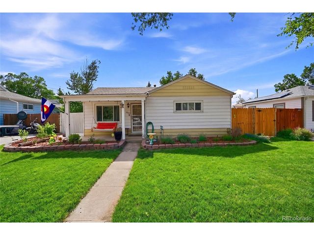 2309 Newark St, Aurora, CO 80010