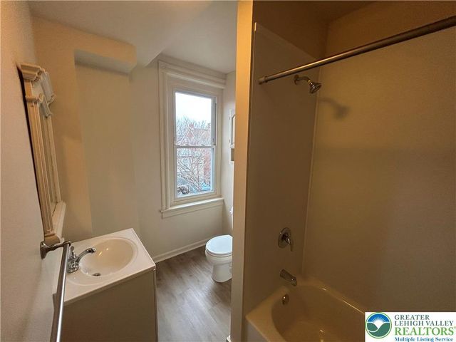 817 East 6th Street, Bethlehem City, PA 18015