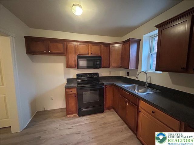 817 East 6th Street, Bethlehem City, PA 18015