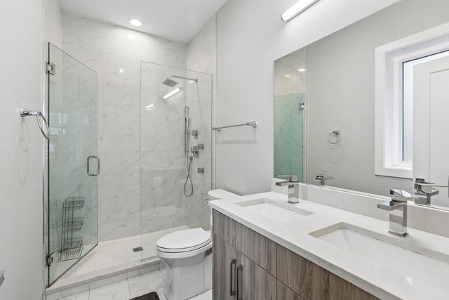 1822 S Throop Street 1, Chicago, IL 60608