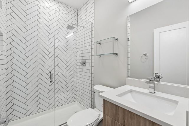 1822 S Throop Street 1, Chicago, IL 60608