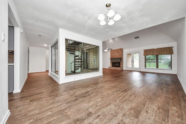 1823 Rock Fence Drive, Richmond, TX 77406