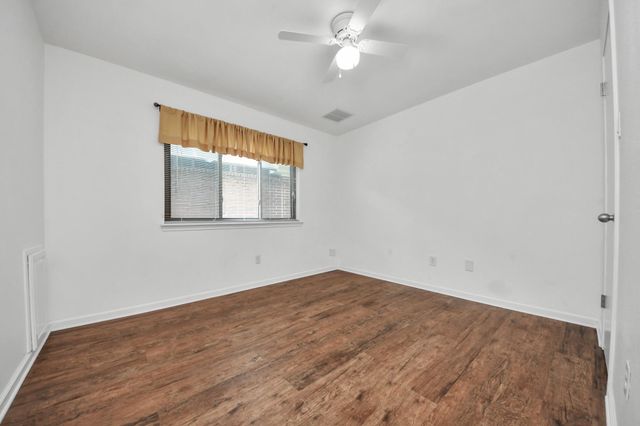 1823 Rock Fence Drive, Richmond, TX 77406