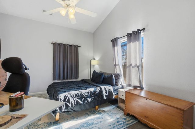 6912 Sweetbrier Avenue NW, Albuquerque, NM 87120