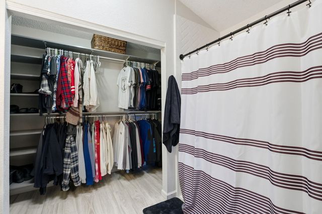 6912 Sweetbrier Avenue NW, Albuquerque, NM 87120