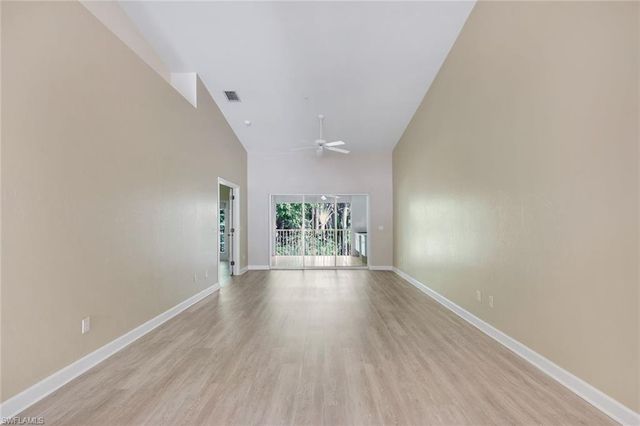 2055 Cascades DR 6, Naples, FL 34112