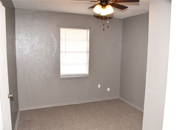 1106 Third, Athens, TX 75751