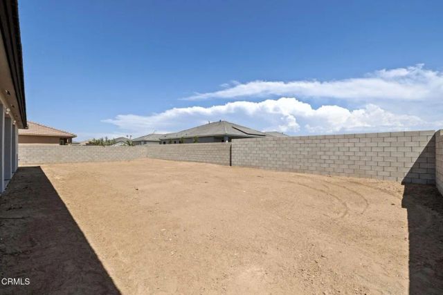 7422 Allenmeir Court, Bakersfield, CA 93314