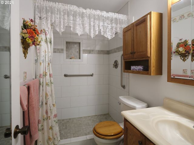 3502 Ne 45TH St, Vancouver, WA 98661