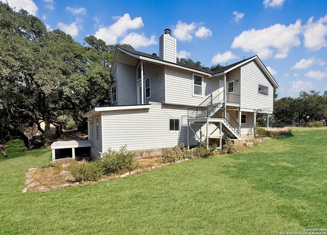1239 Amanda, Canyon Lake, TX 78133