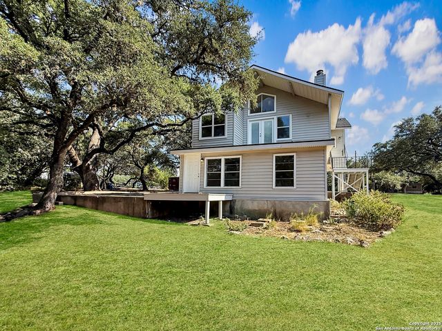 1239 Amanda, Canyon Lake, TX 78133