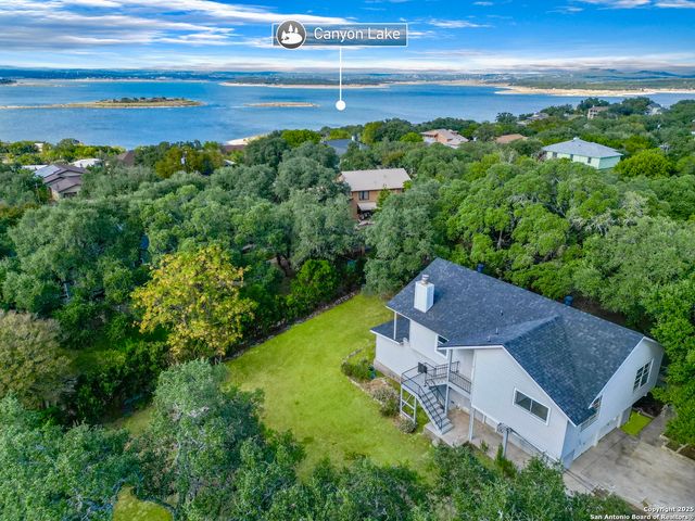 1239 Amanda, Canyon Lake, TX 78133