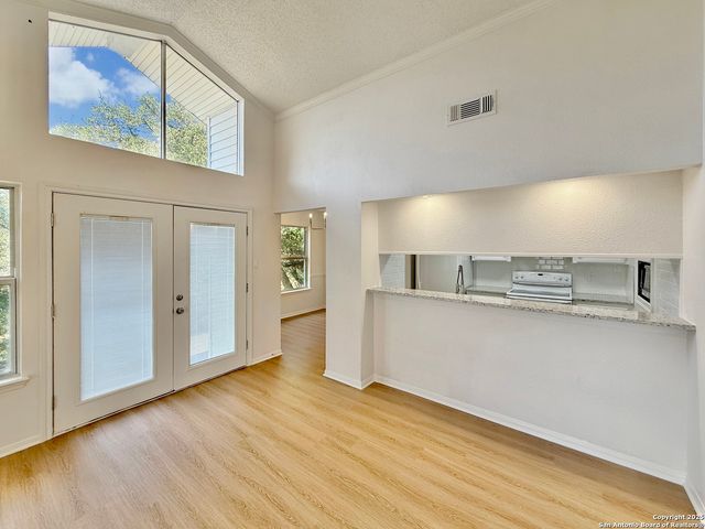 1239 Amanda, Canyon Lake, TX 78133