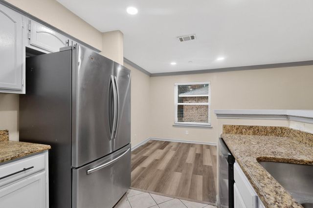 3925 Brandon Park Drive, Garland, TX 75044