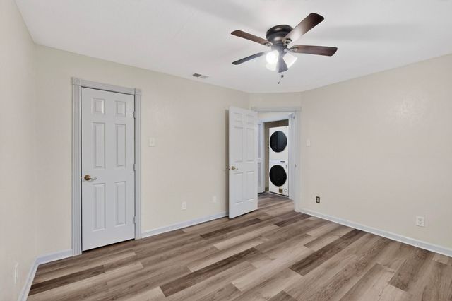 3925 Brandon Park Drive, Garland, TX 75044