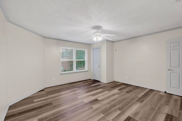 3925 Brandon Park Drive, Garland, TX 75044