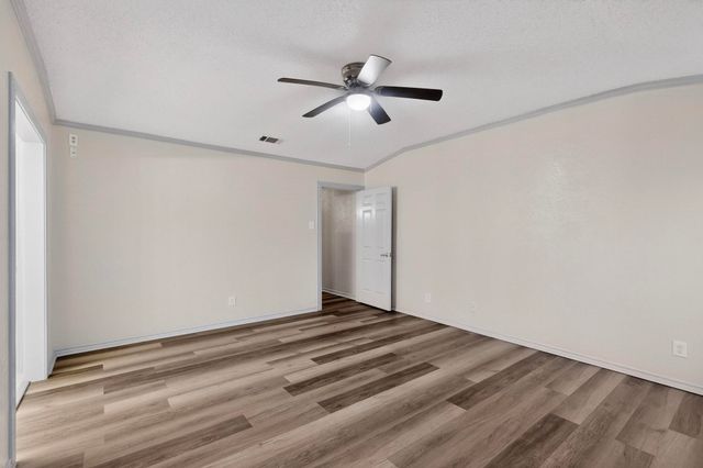 3925 Brandon Park Drive, Garland, TX 75044