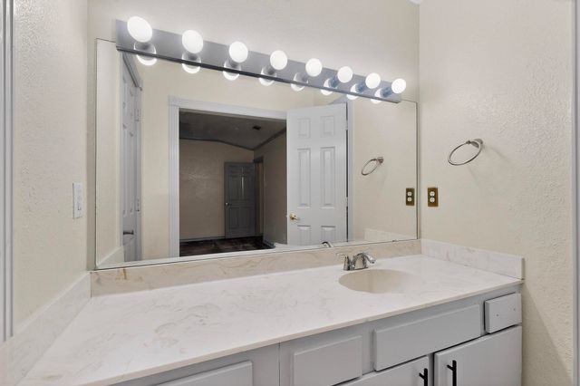 3925 Brandon Park Drive, Garland, TX 75044