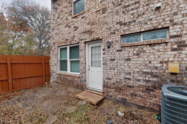 3925 Brandon Park Drive, Garland, TX 75044